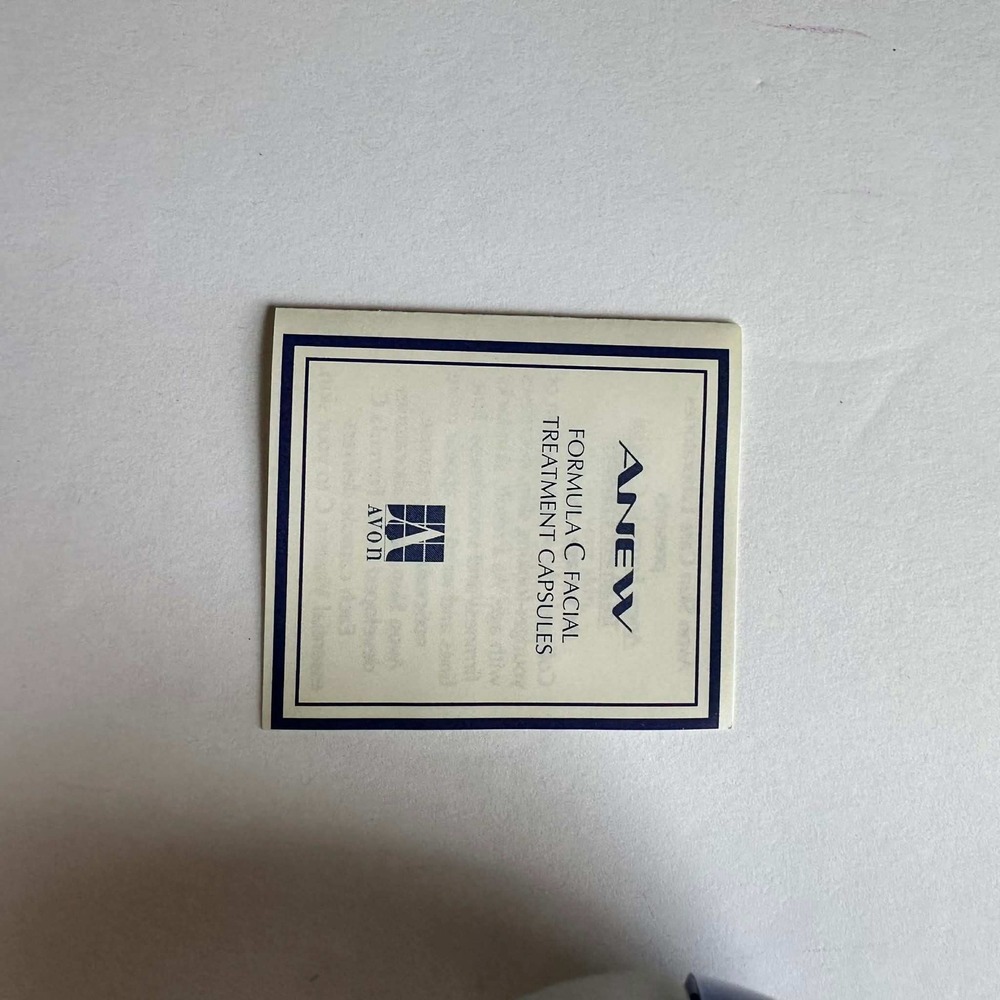 Avon Anew Formula C Facial Treatment Capsules 30 Count 0.41 oz Vintage 1996 Box - Picture 5 of 5